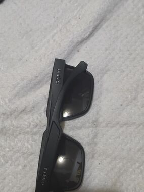 Carve Men's Polarized Sunglasses - Black